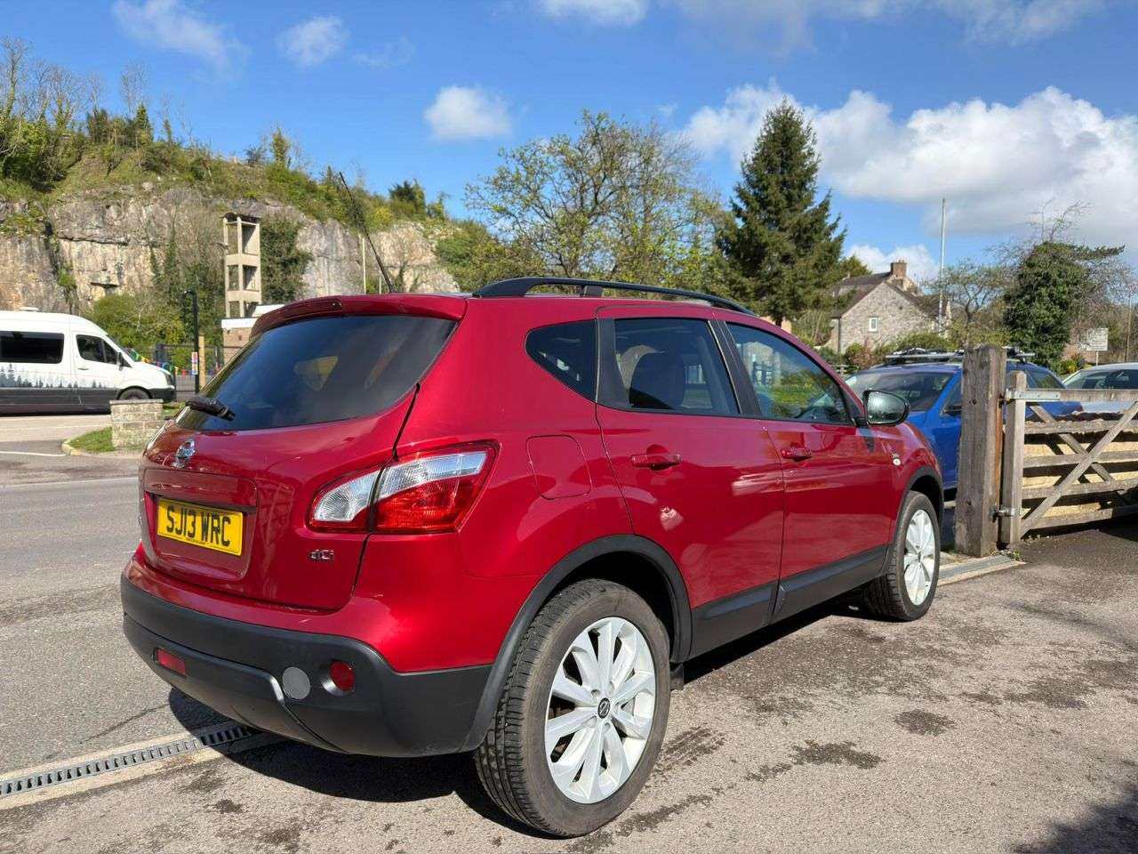 A 2013 NISSAN QASHQAI 1.5 dCi 360 SUV 5dr Diesel Manual 2WD Euro 5* 1 OWNER* 360 CAMERA*SAT/NAV*P A 2013 NISSAN QASHQAI 1.5 dCi 360 SUV 5dr Diesel Manual 2WD Euro 5* 1 OWNER* 360 CAMERA*SAT/NAV*P