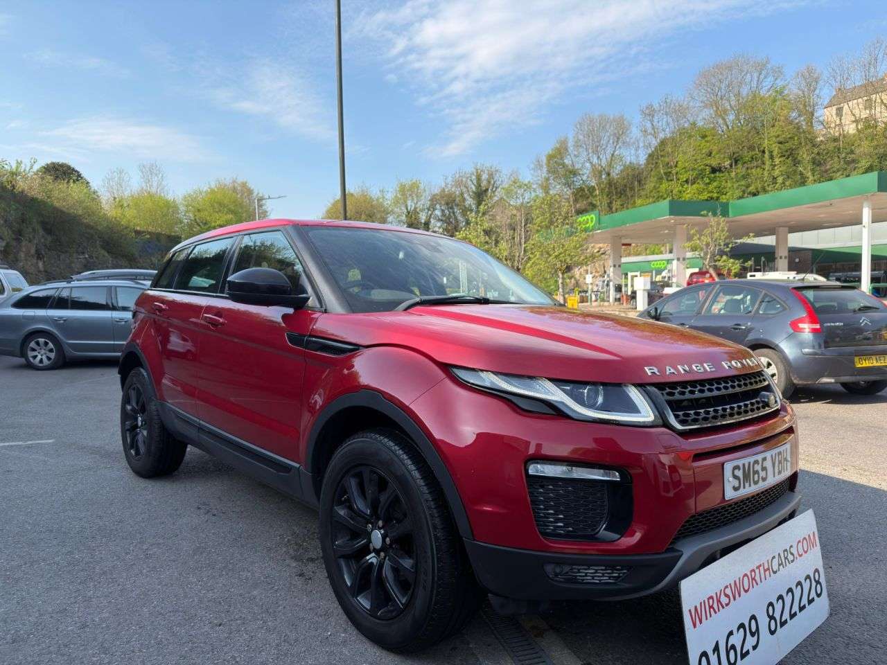 A 2015 LAND ROVER RANGE ROVER EVOQUE ED4 SE TECH A 2015 LAND ROVER RANGE ROVER EVOQUE ED4 SE TECH