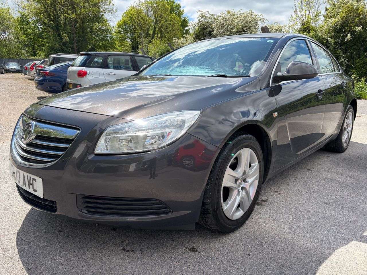 A 2013 VAUXHALL INSIGNIA 1.8 16V Exclusiv Hatchback 5dr Petrol Manual Euro 5 * 8 SERVICE STAMPS, 2 K A 2013 VAUXHALL INSIGNIA 1.8 16V Exclusiv Hatchback 5dr Petrol Manual Euro 5 * 8 SERVICE STAMPS, 2 K
