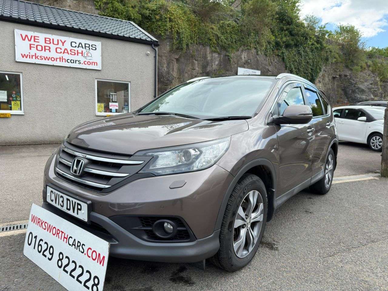 A 2013 HONDA CR-V 2.2 i-DTEC EX SUV 5dr Diesel Manual 4WD Euro 5* 8 HONDA SERVICE STAMPS, MEM A 2013 HONDA CR-V 2.2 i-DTEC EX SUV 5dr Diesel Manual 4WD Euro 5* 8 HONDA SERVICE STAMPS, MEM