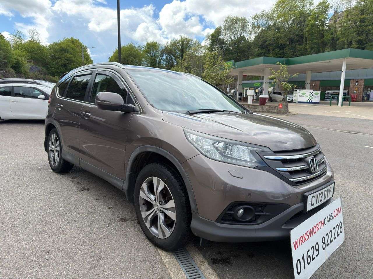 A 2013 HONDA CR-V 2.2 i-DTEC EX SUV 5dr Diesel Manual 4WD Euro 5* 8 HONDA SERVICE STAMPS, MEM A 2013 HONDA CR-V 2.2 i-DTEC EX SUV 5dr Diesel Manual 4WD Euro 5* 8 HONDA SERVICE STAMPS, MEM