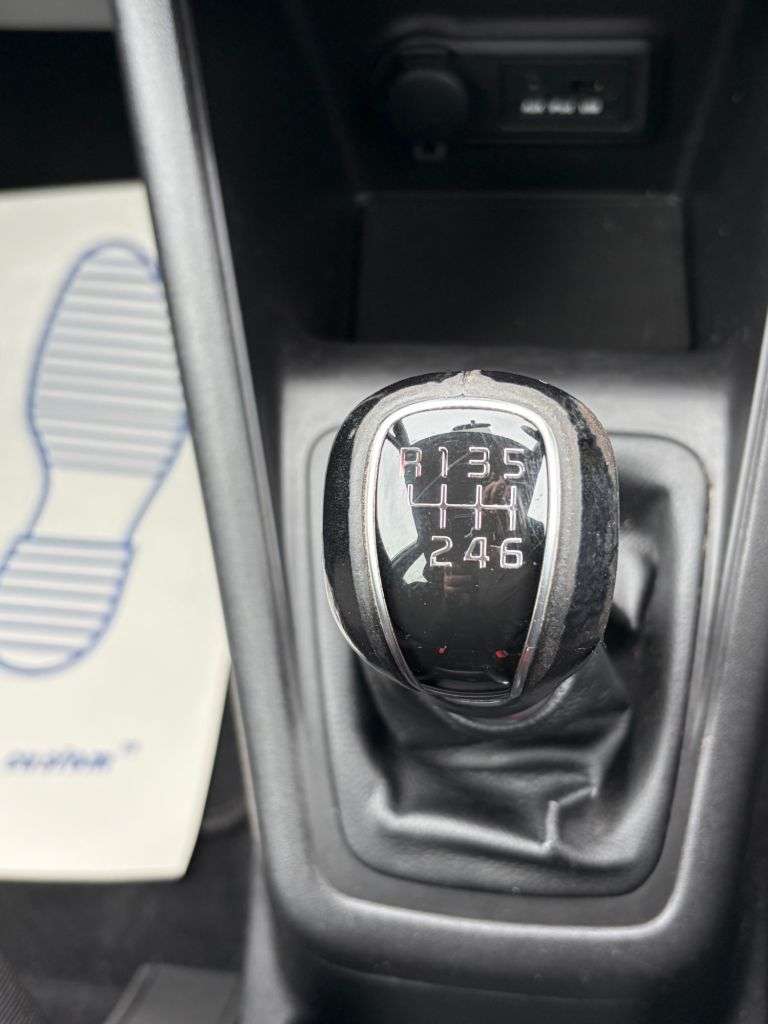 2015 KIA VENGA 2015 KIA VENGA