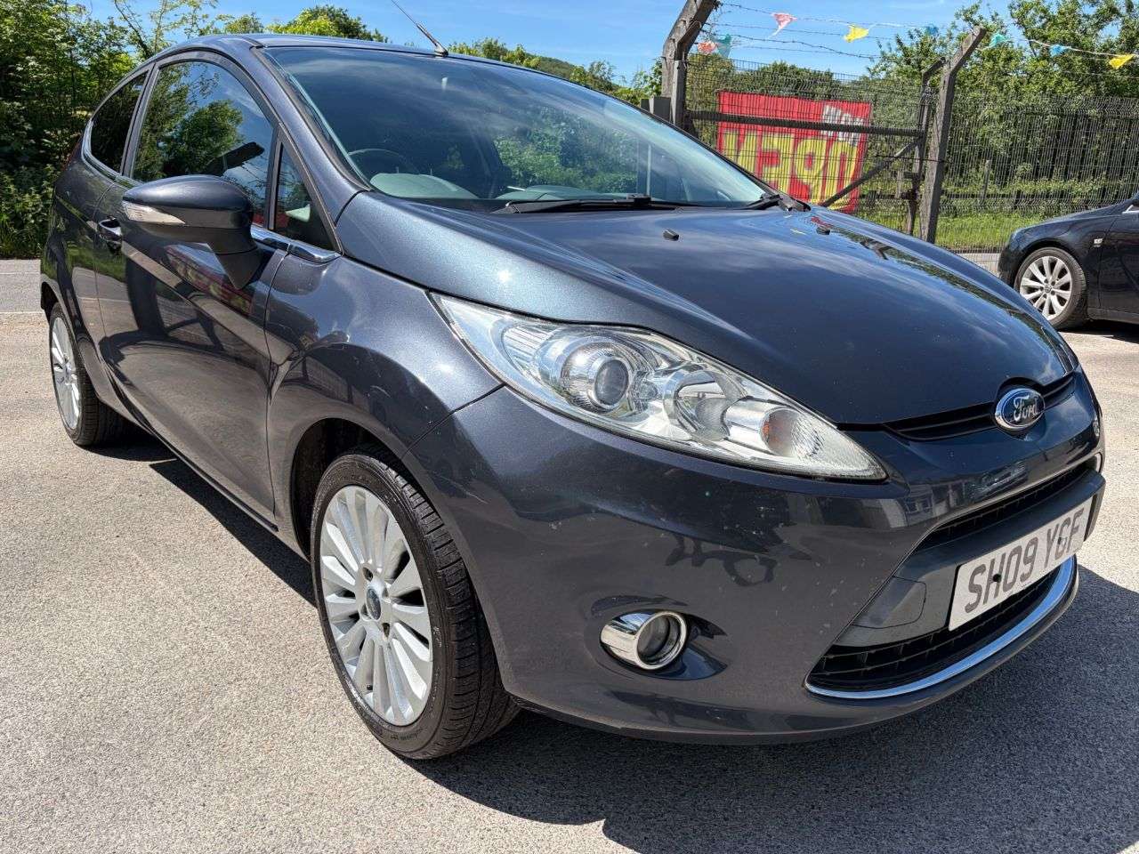 A 2009 FORD FIESTA 1.4 Titanium Hatchback 3dr Petrol Manual *P/X TO CLEAR, FULL SERVICE HISTOR A 2009 FORD FIESTA 1.4 Titanium Hatchback 3dr Petrol Manual *P/X TO CLEAR, FULL SERVICE HISTOR