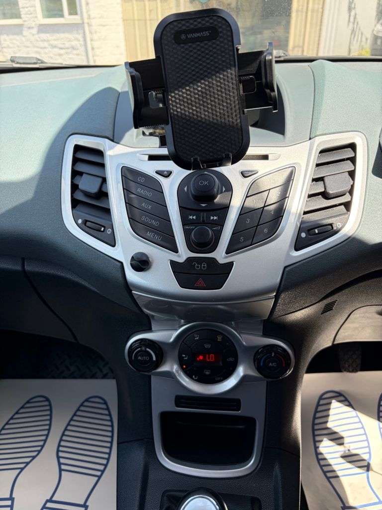 2009 FORD FIESTA 2009 FORD FIESTA