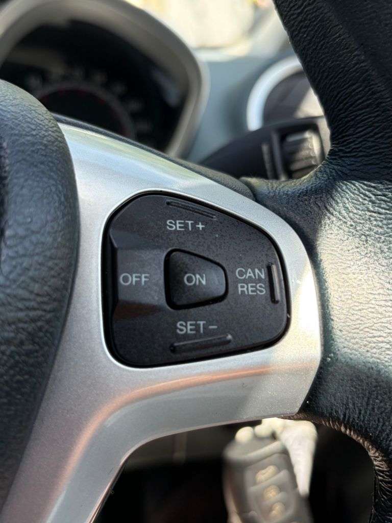 2009 FORD FIESTA 2009 FORD FIESTA