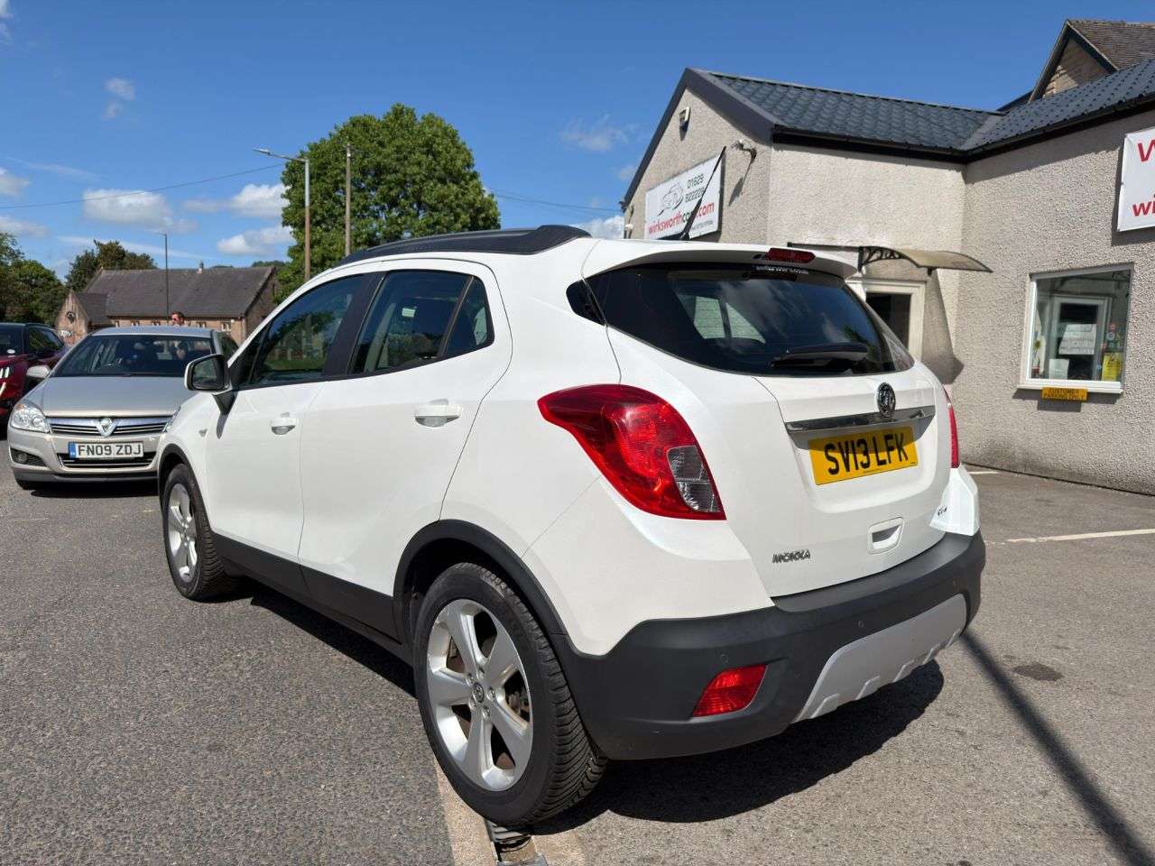 A 2013 VAUXHALL MOKKA 1.7 CDTi Exclusiv SUV 5dr Diesel 2WD Euro 5*FSH 12 SERVICES*AUTOMATIC* *FSH A 2013 VAUXHALL MOKKA 1.7 CDTi Exclusiv SUV 5dr Diesel 2WD Euro 5*FSH 12 SERVICES*AUTOMATIC* *FSH