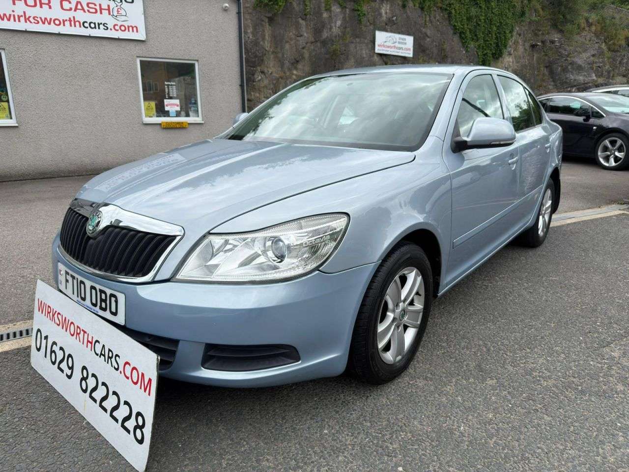 A 2010 SKODA OCTAVIA 1.4 TSI SE Hatchback 5dr Petrol Manual Euro 5 ** SKODA SERVICE HISTORY AND A 2010 SKODA OCTAVIA 1.4 TSI SE Hatchback 5dr Petrol Manual Euro 5 ** SKODA SERVICE HISTORY AND