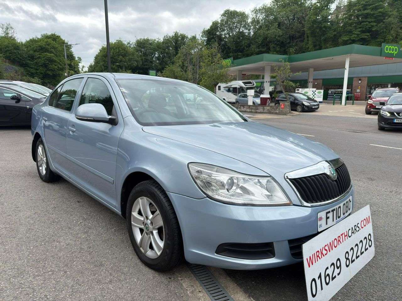 A 2010 SKODA OCTAVIA 1.4 TSI SE Hatchback 5dr Petrol Manual Euro 5 ** SKODA SERVICE HISTORY AND A 2010 SKODA OCTAVIA 1.4 TSI SE Hatchback 5dr Petrol Manual Euro 5 ** SKODA SERVICE HISTORY AND