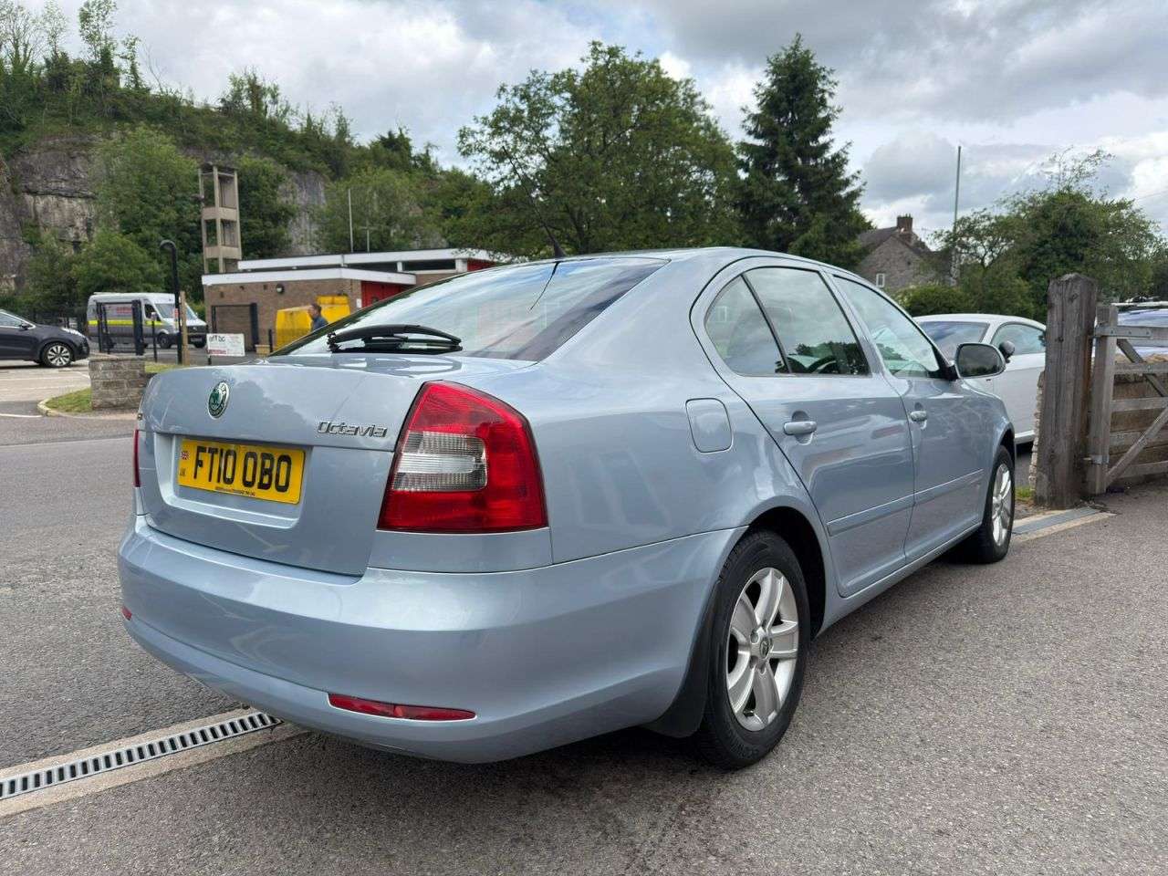 A 2010 SKODA OCTAVIA 1.4 TSI SE Hatchback 5dr Petrol Manual Euro 5 ** SKODA SERVICE HISTORY AND A 2010 SKODA OCTAVIA 1.4 TSI SE Hatchback 5dr Petrol Manual Euro 5 ** SKODA SERVICE HISTORY AND