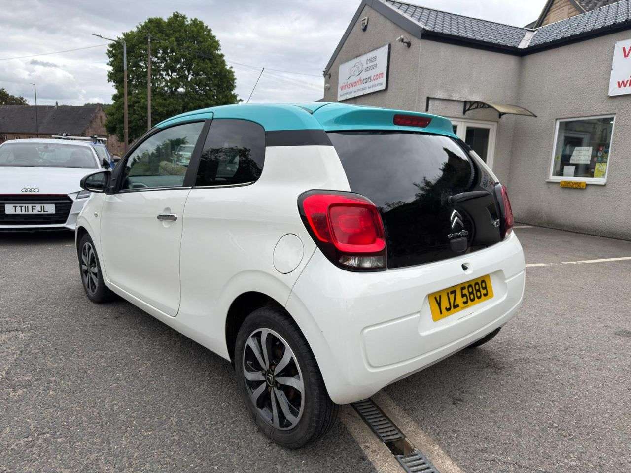 A 2016 CITROEN C1 1.2 PureTech Flair Hatchback 3dr Petrol Manual Euro 6 * PART/X TO CLEAR, 20 A 2016 CITROEN C1 1.2 PureTech Flair Hatchback 3dr Petrol Manual Euro 6 * PART/X TO CLEAR, 20