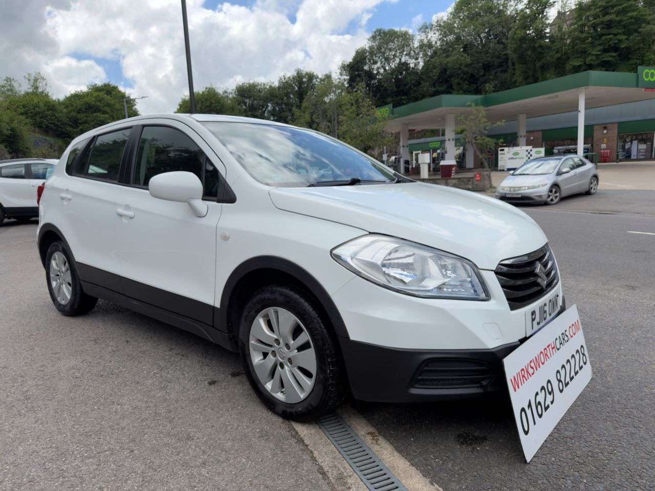 A 2016 SUZUKI SX4 S-CROSS 1.6 SZ3 SUV 5dr Petrol Manual Euro 6 *2 OWNERS, SERVICE HISTORY, 2 REMOTE K A 2016 SUZUKI SX4 S-CROSS 1.6 SZ3 SUV 5dr Petrol Manual Euro 6 *2 OWNERS, SERVICE HISTORY, 2 REMOTE K