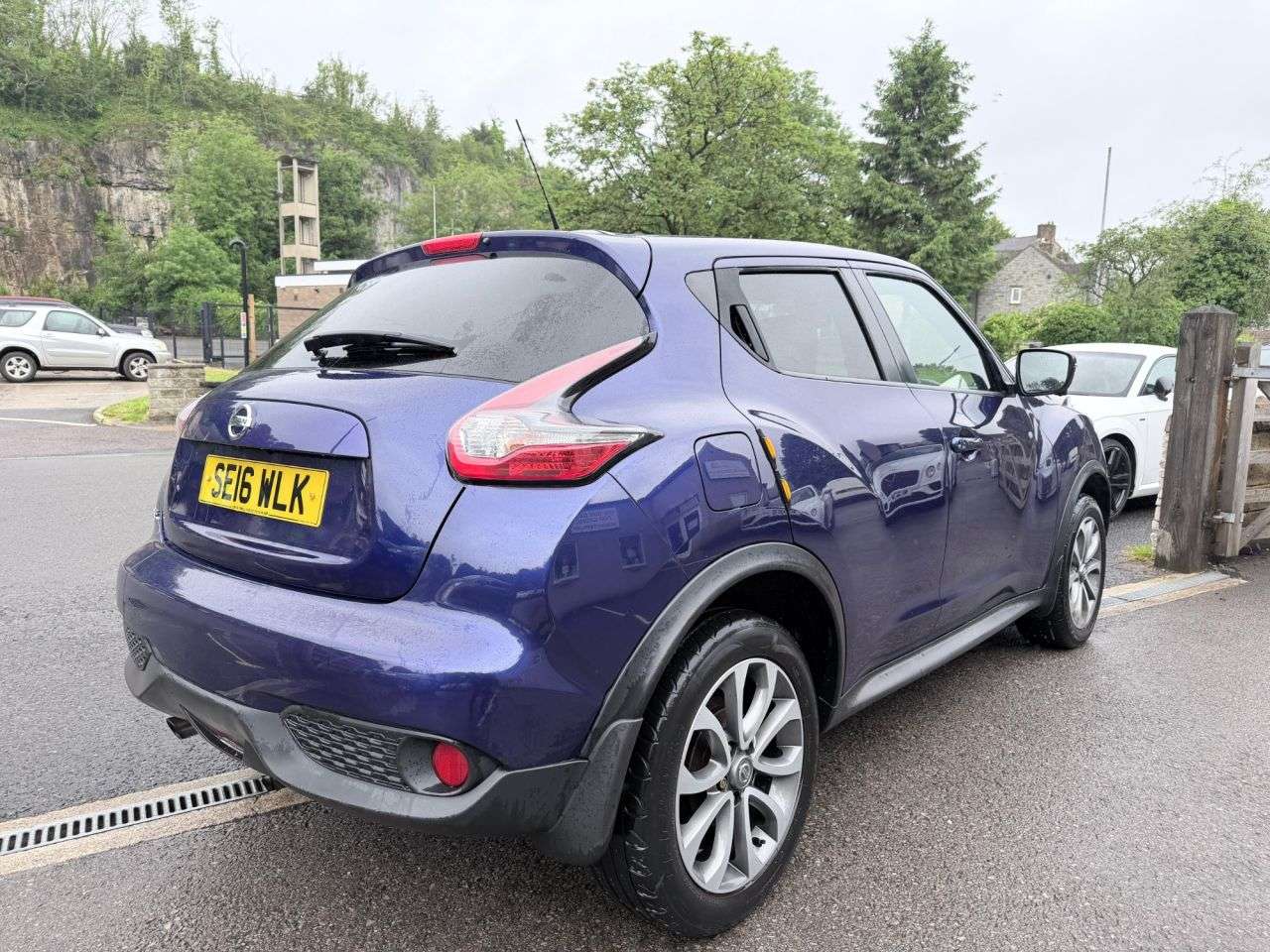 A 2016 NISSAN JUKE 1.2 DIG-T Tekna SUV 5dr Petrol Manual Euro 6*FSH*NEW TIMING CHAIN KIT* *FSH A 2016 NISSAN JUKE 1.2 DIG-T Tekna SUV 5dr Petrol Manual Euro 6*FSH*NEW TIMING CHAIN KIT* *FSH