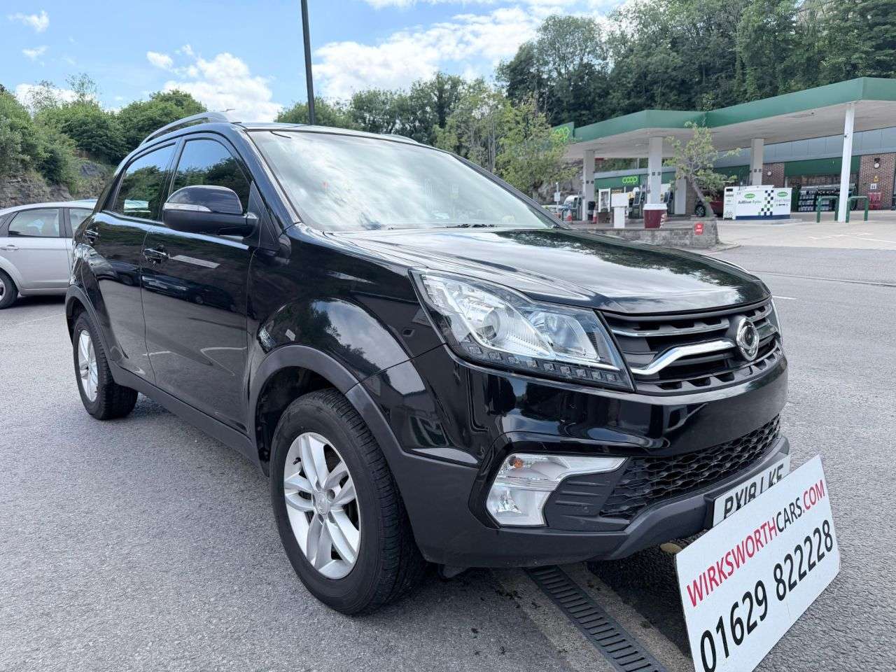 A 2018 SSANGYONG KORANDO 2.2D SE SUV 5dr Diesel Manual Euro 6 (178 ps)*FSH 8 STAMPS*2 OWNERS* **FSH A 2018 SSANGYONG KORANDO 2.2D SE SUV 5dr Diesel Manual Euro 6 (178 ps)*FSH 8 STAMPS*2 OWNERS* **FSH