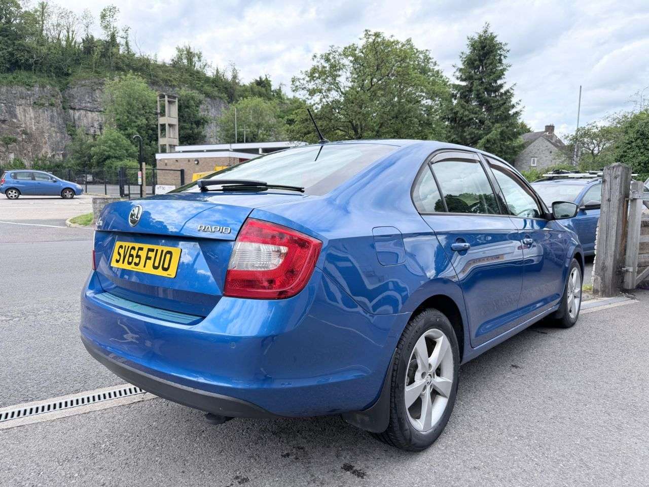A 2015 SKODA RAPID 1.4 Diesel SE L Hatchback 5dr DSG Euro 6*HISTORY INCL.CAMBELT*£20 R/TAX* *H A 2015 SKODA RAPID 1.4 Diesel SE L Hatchback 5dr DSG Euro 6*HISTORY INCL.CAMBELT*£20 R/TAX* *H
