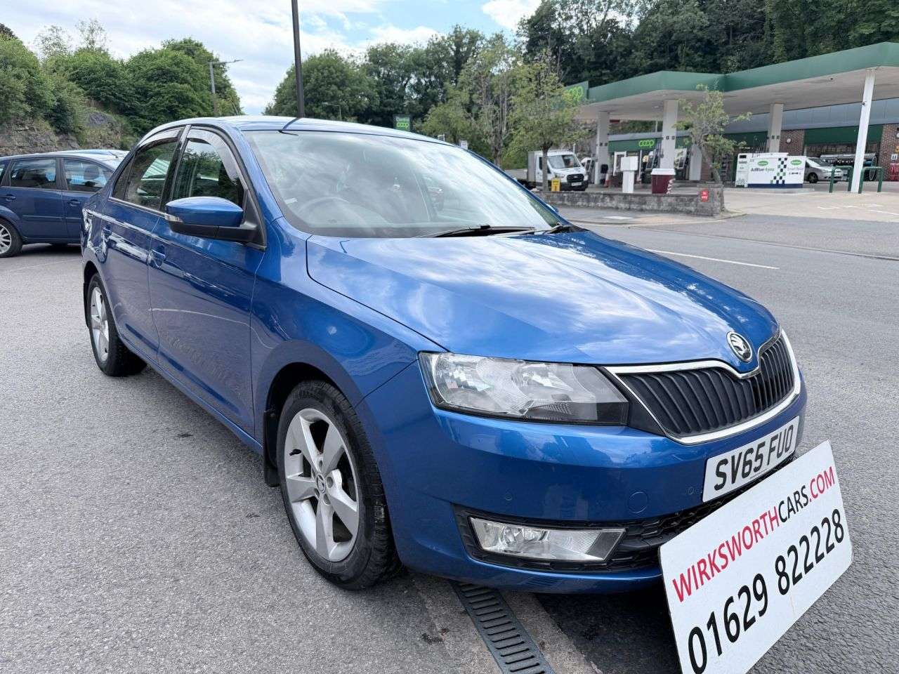 A 2015 SKODA RAPID 1.4 Diesel SE L Hatchback 5dr DSG Euro 6*HISTORY INCL.CAMBELT*£20 R/TAX* *H A 2015 SKODA RAPID 1.4 Diesel SE L Hatchback 5dr DSG Euro 6*HISTORY INCL.CAMBELT*£20 R/TAX* *H