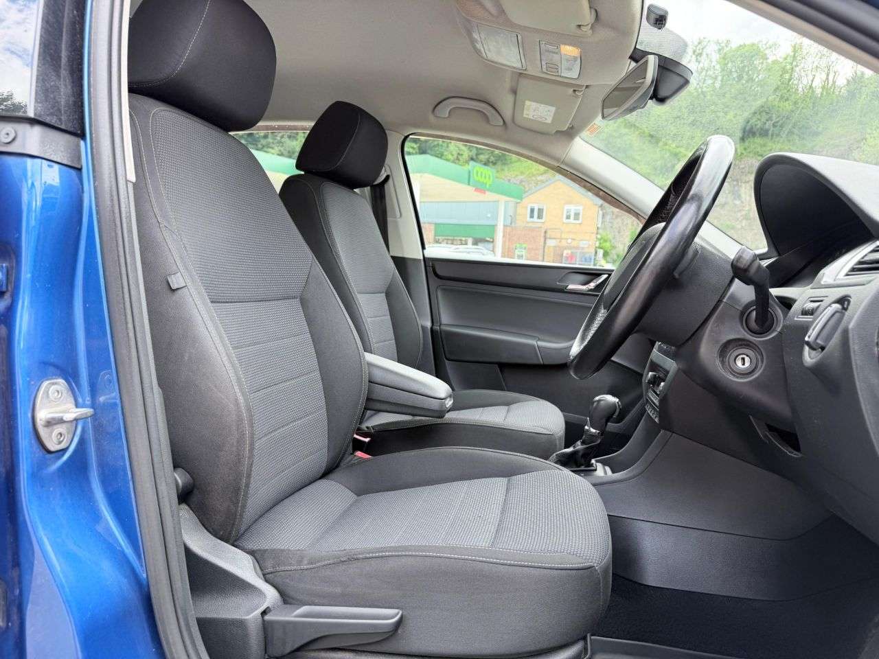2015 SKODA RAPID 2015 SKODA RAPID