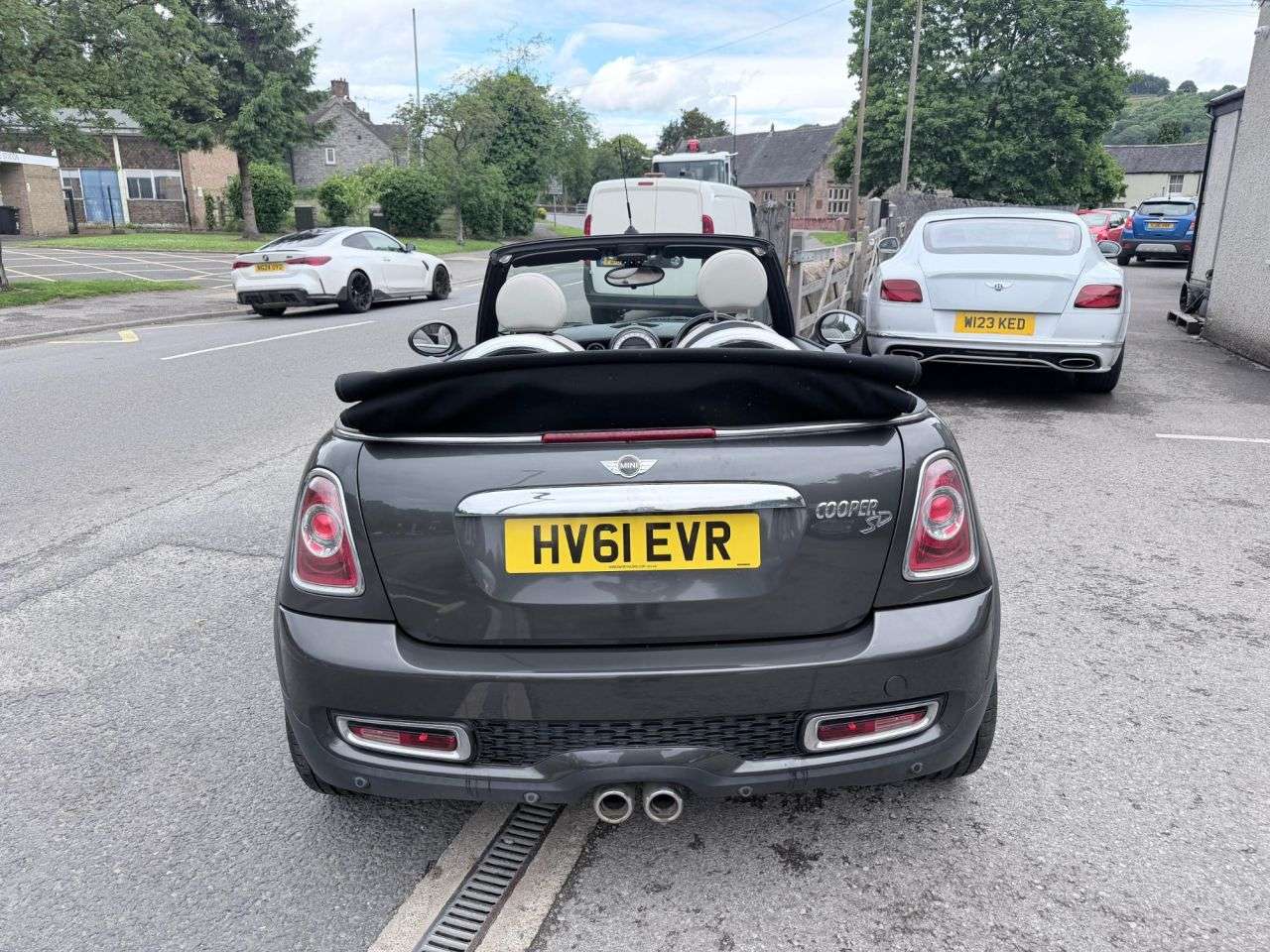2011 MINI CONVERTIBLE 2011 MINI CONVERTIBLE