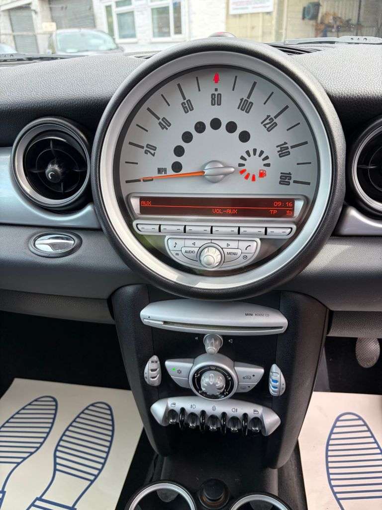 2009 MINI HATCH 2009 MINI HATCH