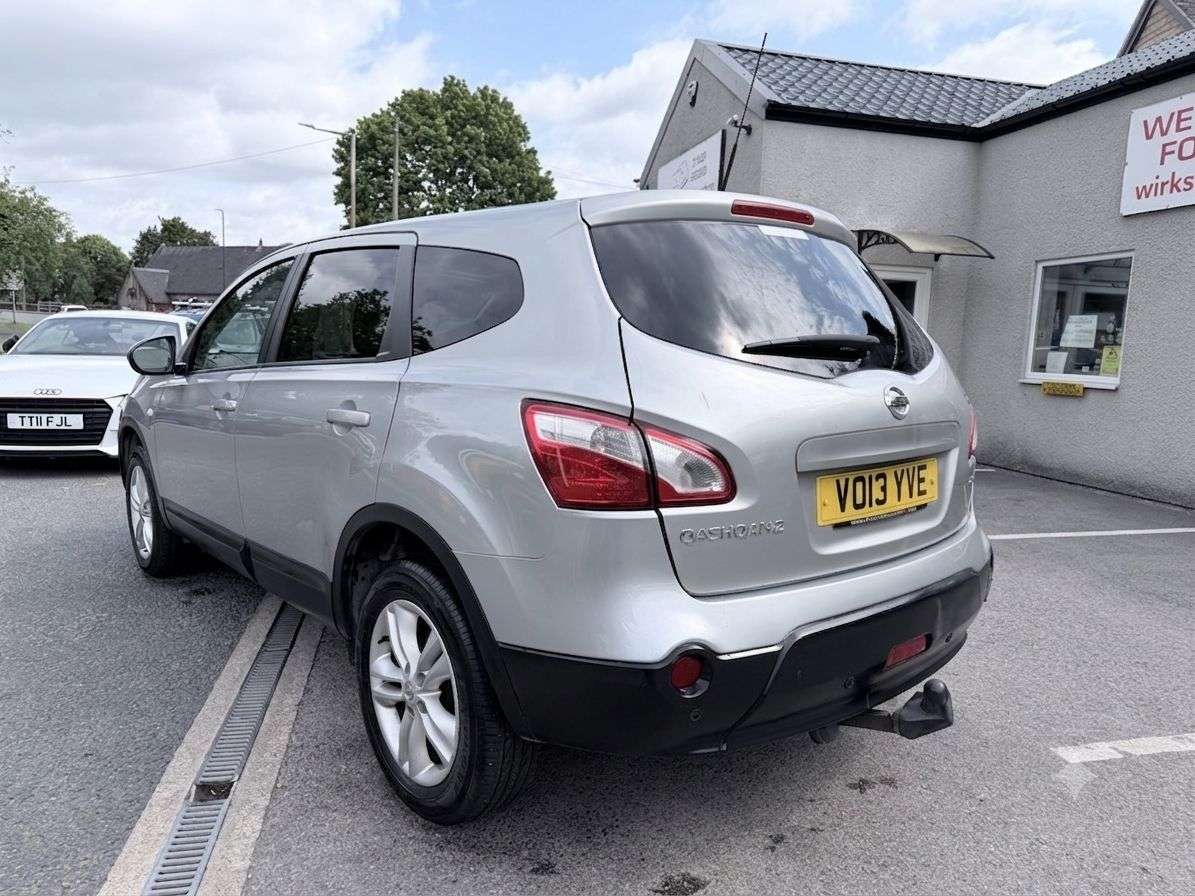A 2013 NISSAN QASHQAI+2 1.5 dCi Acenta SUV 5dr Diesel Manual 2WD Euro 5*8 SERVICES*7 SEATS* *8 SERV A 2013 NISSAN QASHQAI+2 1.5 dCi Acenta SUV 5dr Diesel Manual 2WD Euro 5*8 SERVICES*7 SEATS* *8 SERV