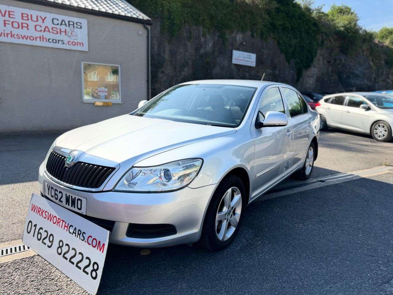A 2012 SKODA OCTAVIA 2.0 TDI SE 5dr Hatch Diesel Manual Euro 5*FSH 14 STAMPS*CAMBELT KIT@48k* *F A 2012 SKODA OCTAVIA 2.0 TDI SE 5dr Hatch Diesel Manual Euro 5*FSH 14 STAMPS*CAMBELT KIT@48k* *F