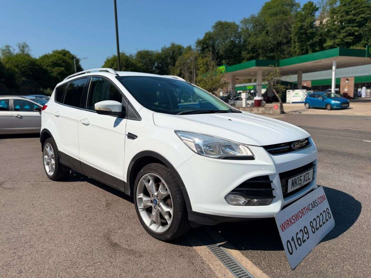 A 2015 FORD KUGA 2.0 TDCi Titanium SUV 5dr Diesel Manual 2WD Euro 6*V/GOOD FSH 10 STAMPS* *F A 2015 FORD KUGA 2.0 TDCi Titanium SUV 5dr Diesel Manual 2WD Euro 6*V/GOOD FSH 10 STAMPS* *F