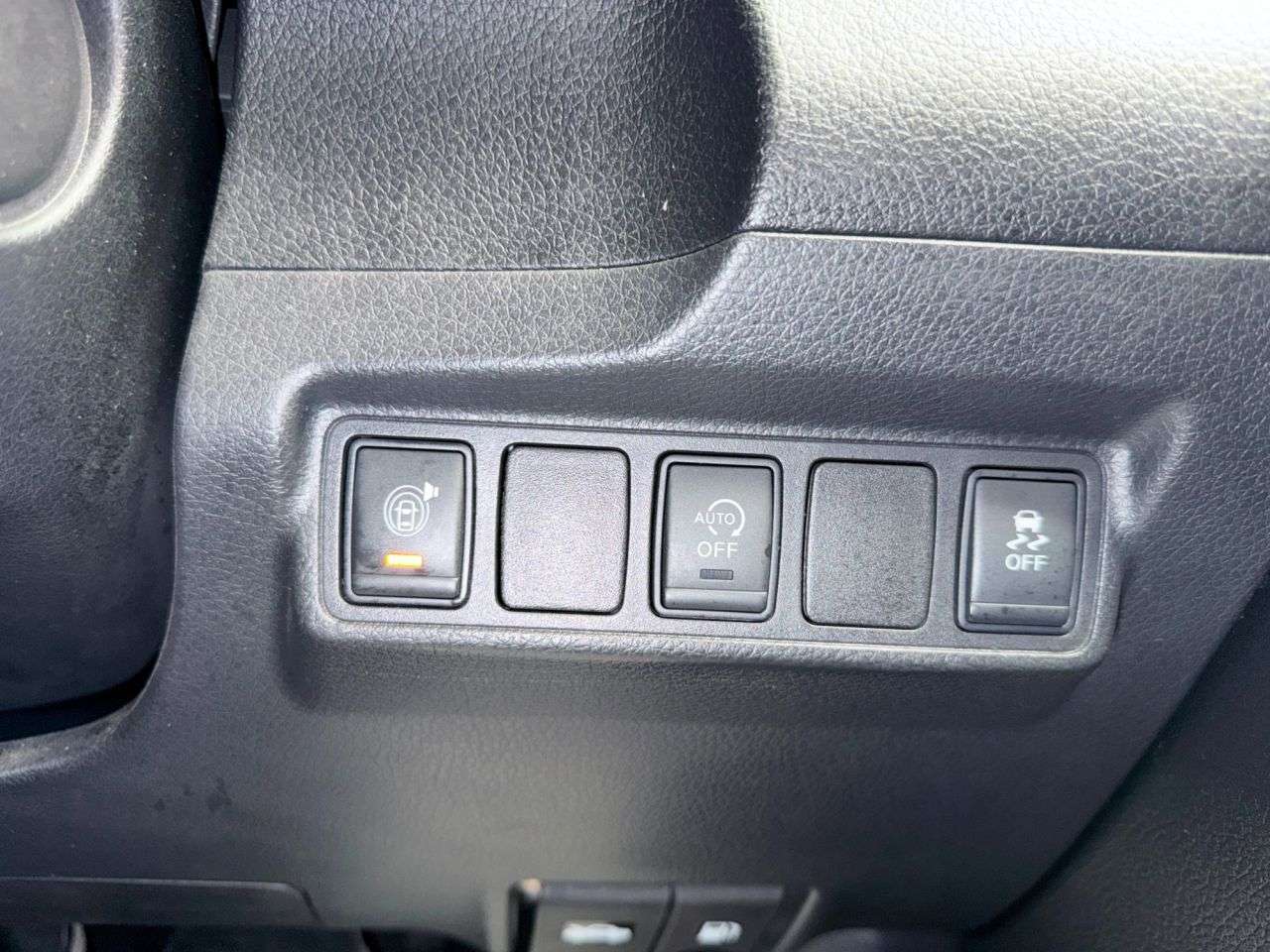 2016 NISSAN PULSAR 2016 NISSAN PULSAR