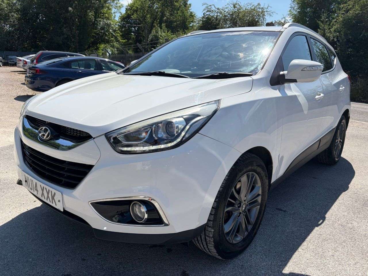 A 2014 HYUNDAI IX35 1.7 CRDi SE SUV 5dr Diesel Manual Euro 5 **12 SERVICE STAMPS, LAST OWNER 4 A 2014 HYUNDAI IX35 1.7 CRDi SE SUV 5dr Diesel Manual Euro 5 **12 SERVICE STAMPS, LAST OWNER 4