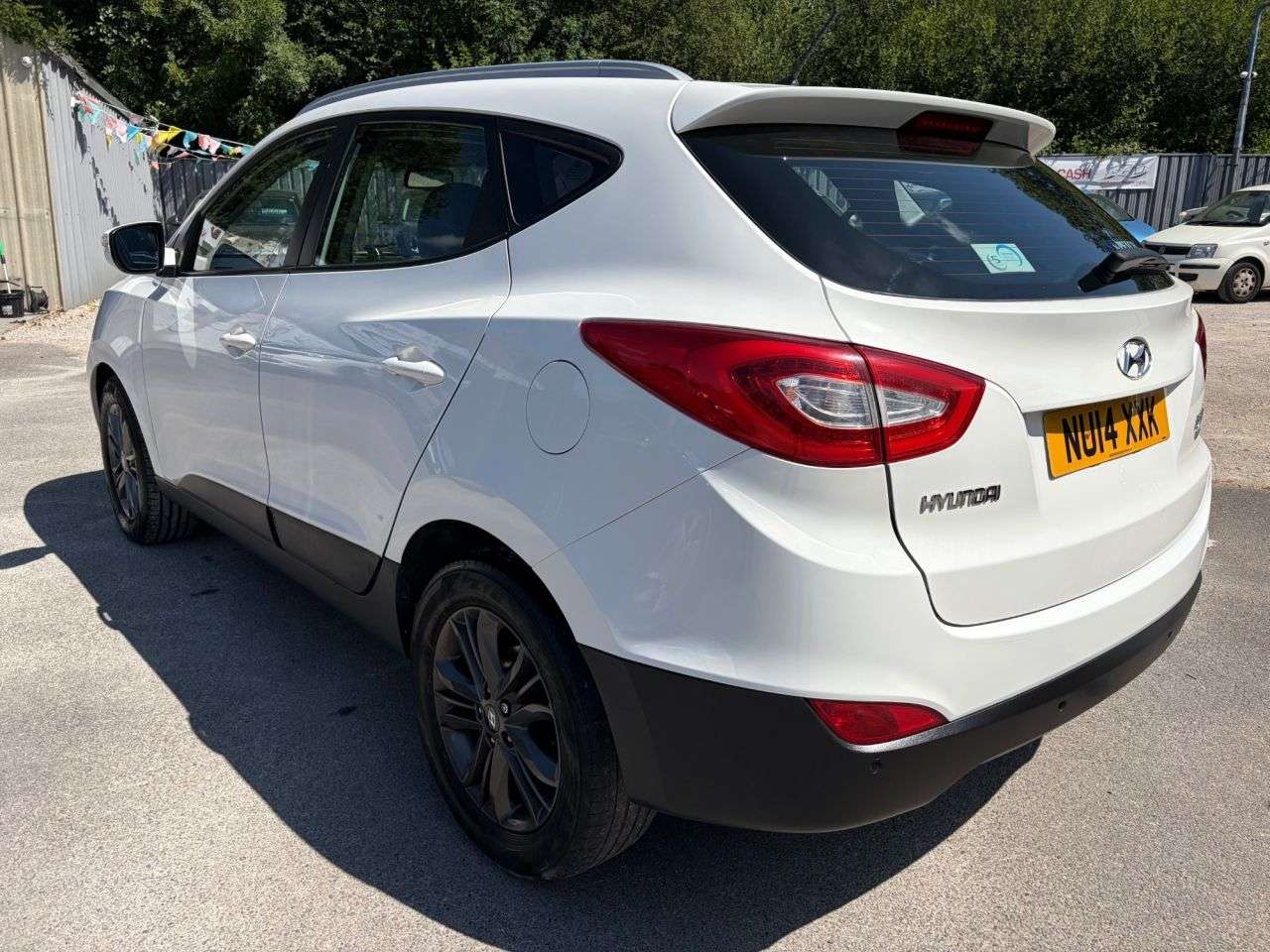 A 2014 HYUNDAI IX35 1.7 CRDi SE SUV 5dr Diesel Manual Euro 5 **12 SERVICE STAMPS, LAST OWNER 4 A 2014 HYUNDAI IX35 1.7 CRDi SE SUV 5dr Diesel Manual Euro 5 **12 SERVICE STAMPS, LAST OWNER 4