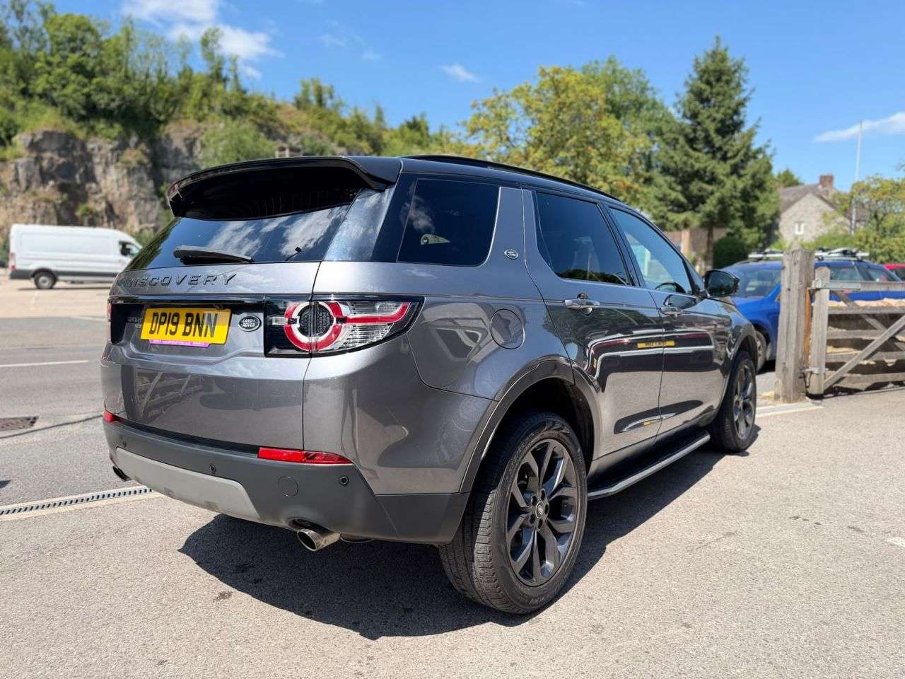 A 2019 LAND ROVER DISCOVERY SPORT TD4 LANDMARK A 2019 LAND ROVER DISCOVERY SPORT TD4 LANDMARK