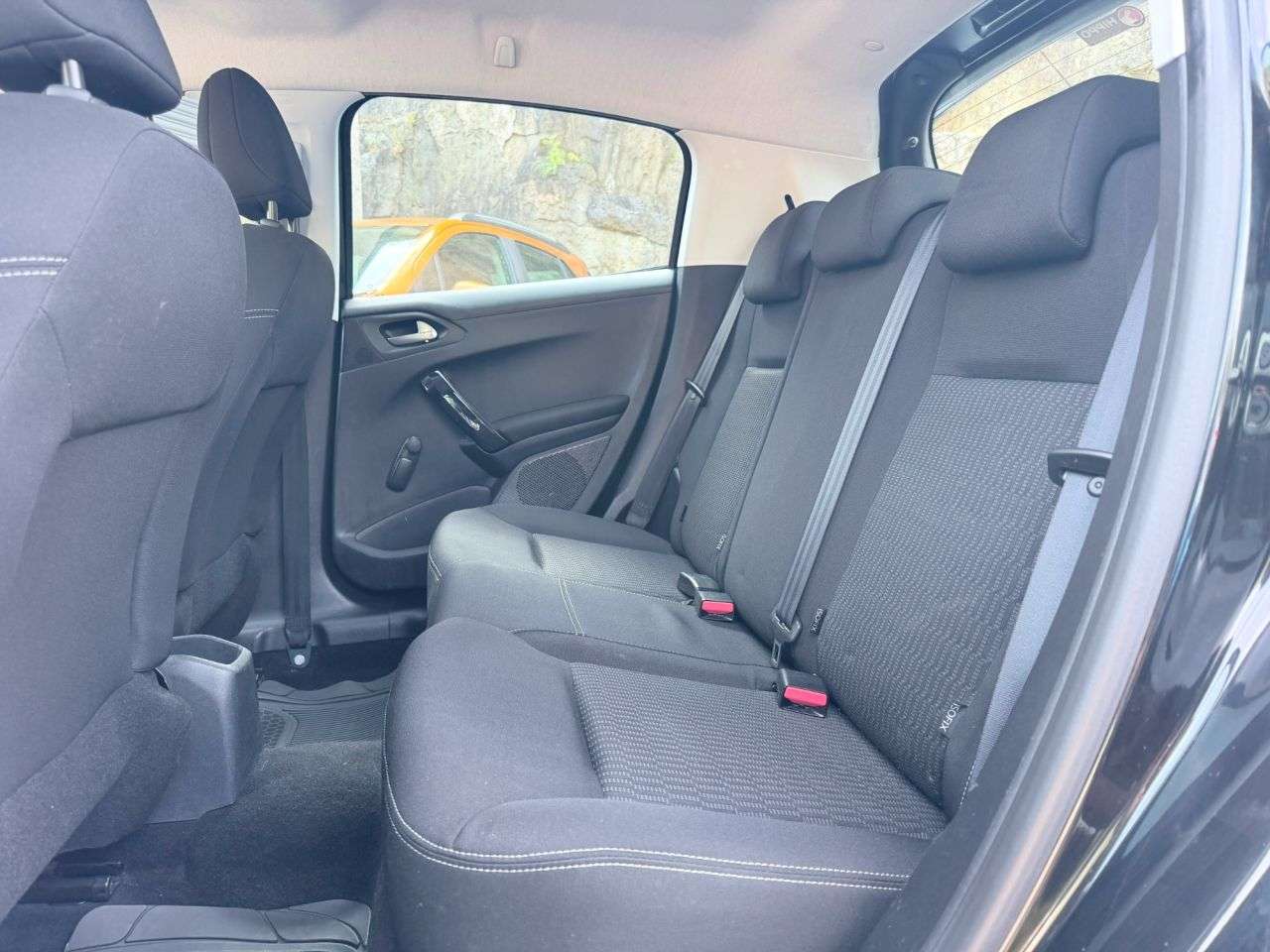 2017 PEUGEOT 208 2017 PEUGEOT 208