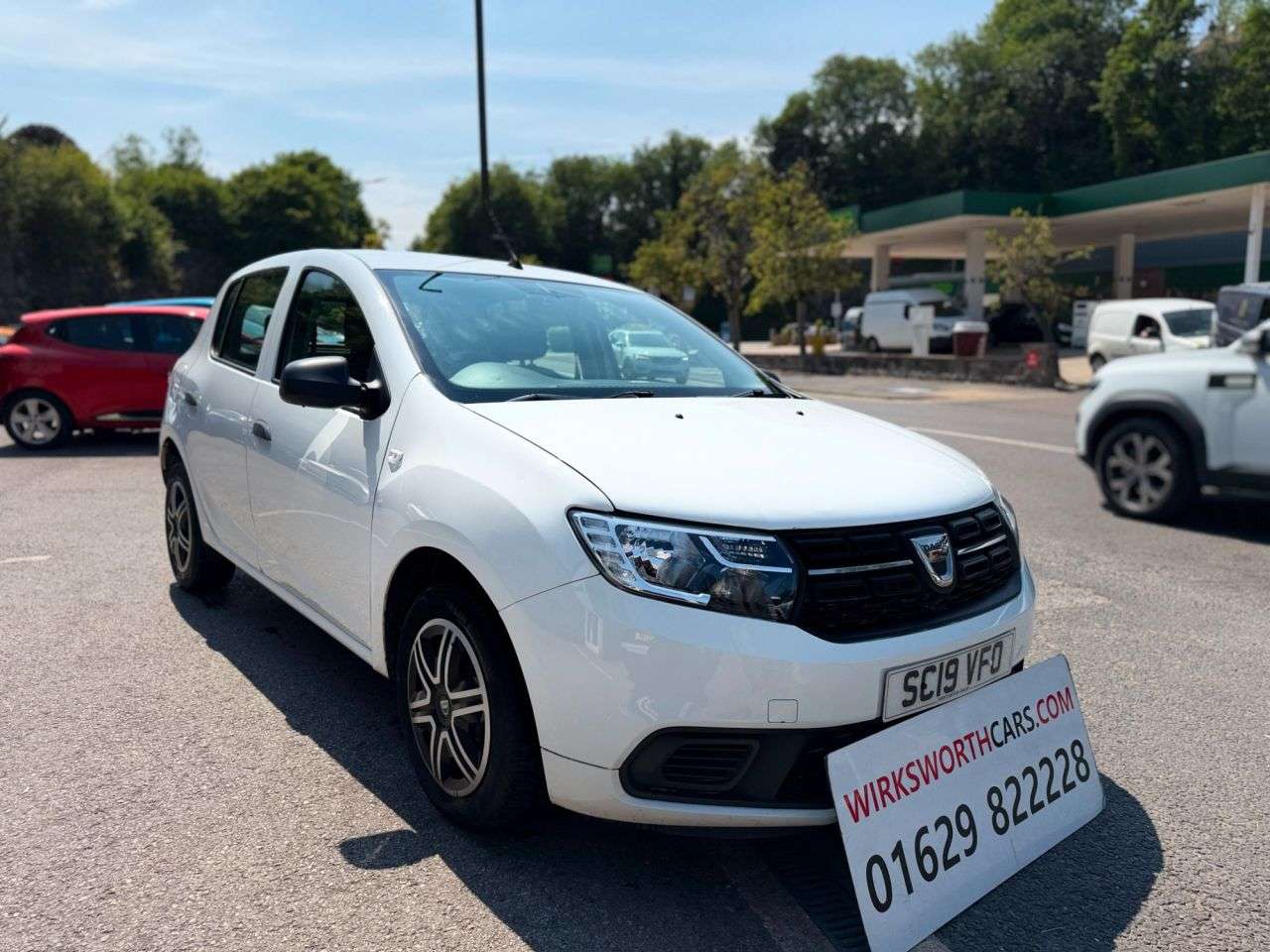 A 2019 DACIA SANDERO 1.0 SCe Essential 5dr Hatch Petrol Manual Euro 6*HISTORY*NEW TIMING CHAIN* A 2019 DACIA SANDERO 1.0 SCe Essential 5dr Hatch Petrol Manual Euro 6*HISTORY*NEW TIMING CHAIN*