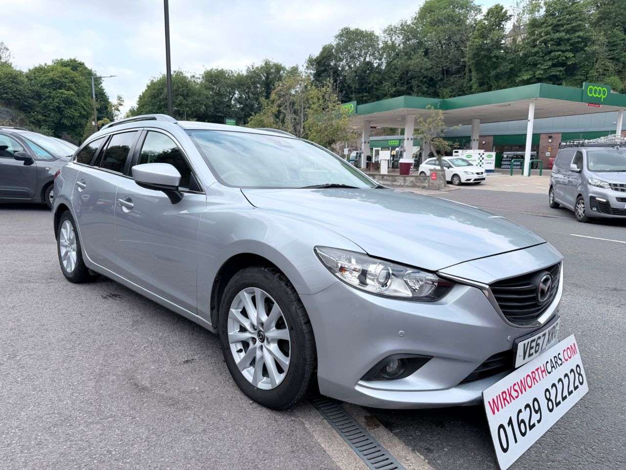 A 2018 MAZDA MAZDA6 2.2 SKYACTIV-D SE-L Nav Estate 5dr Diesel Auto Euro 6*FMDSH 12 STAMPS* *FMD A 2018 MAZDA MAZDA6 2.2 SKYACTIV-D SE-L Nav Estate 5dr Diesel Auto Euro 6*FMDSH 12 STAMPS* *FMD
