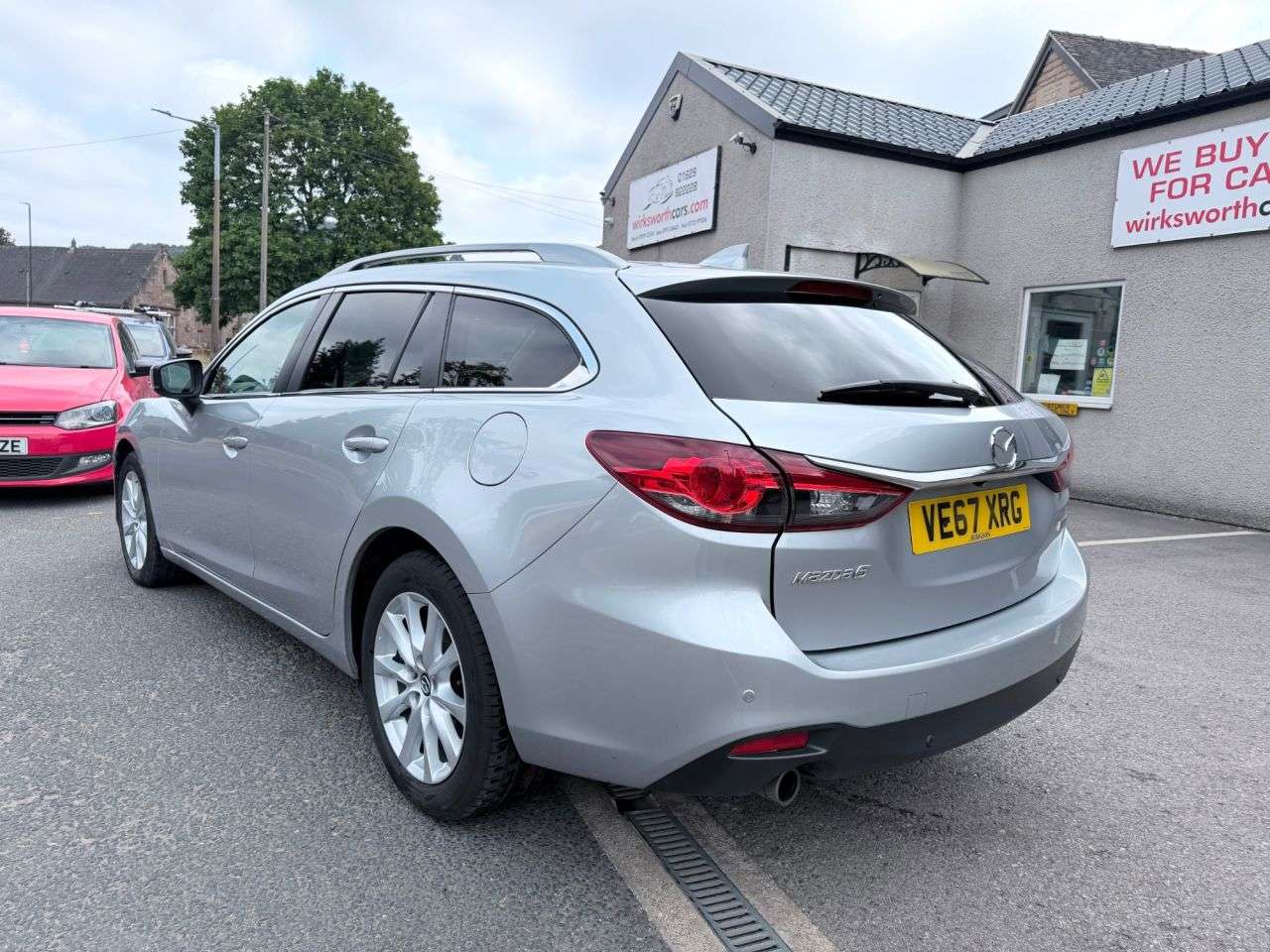 A 2018 MAZDA MAZDA6 2.2 SKYACTIV-D SE-L Nav Estate 5dr Diesel Auto Euro 6*FMDSH 12 STAMPS* *FMD A 2018 MAZDA MAZDA6 2.2 SKYACTIV-D SE-L Nav Estate 5dr Diesel Auto Euro 6*FMDSH 12 STAMPS* *FMD