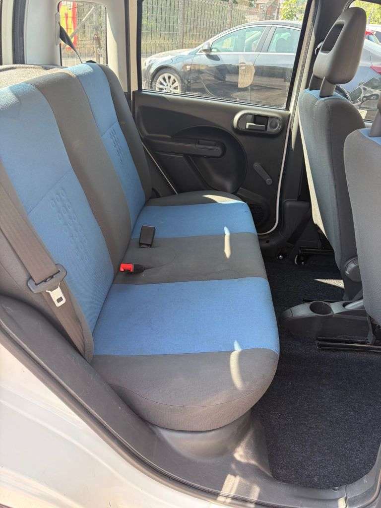 2011 FIAT PANDA 2011 FIAT PANDA