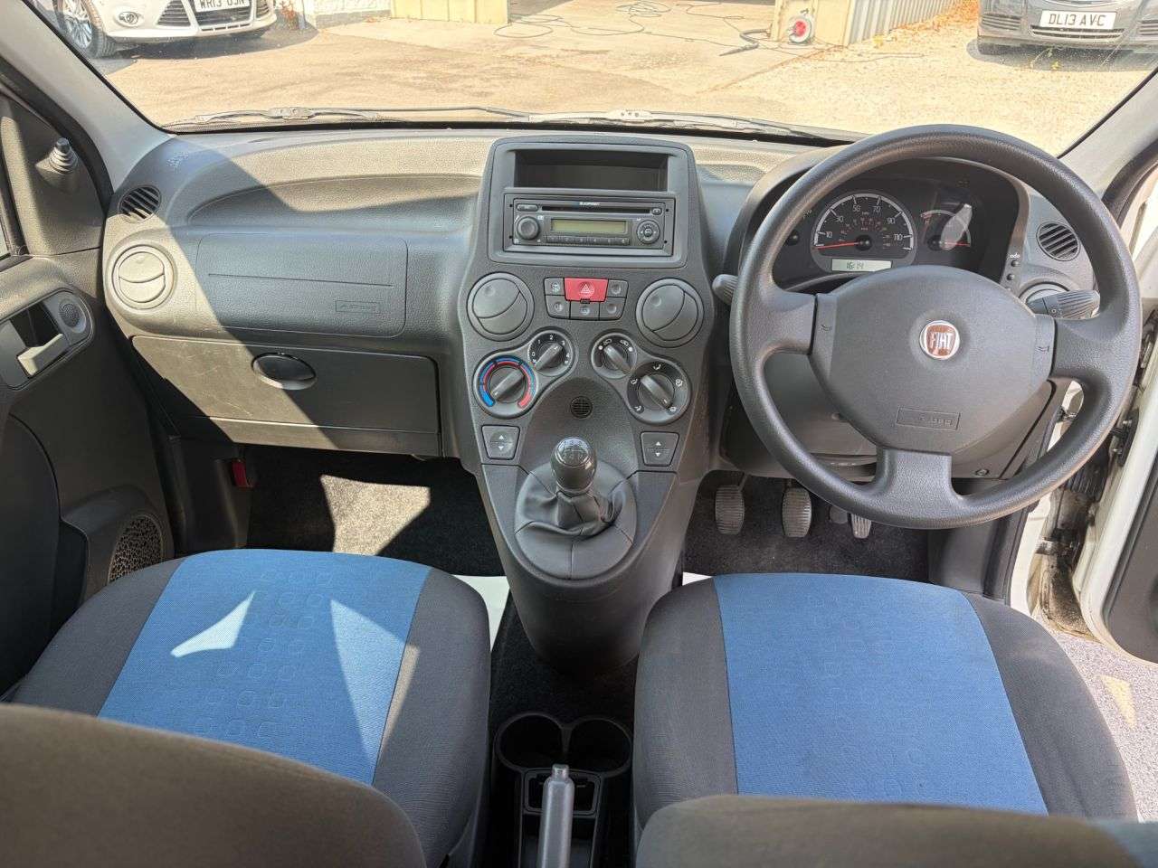 2011 FIAT PANDA 2011 FIAT PANDA