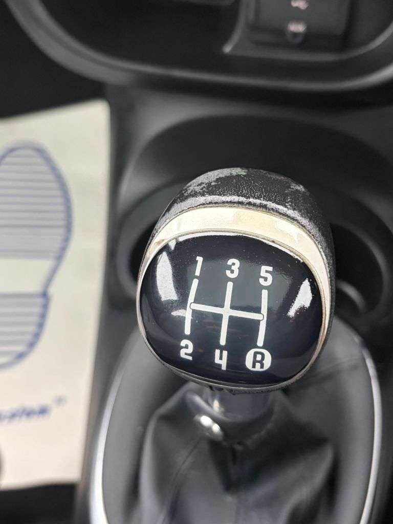 2013 FIAT 500L 2013 FIAT 500L