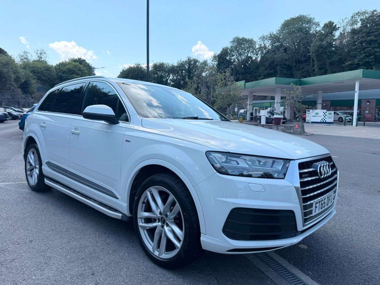 A 2016 AUDI Q7 3.0 TDI V6 S line SUV 5dr Diesel Tiptronic quattro Euro 6*HISTORY*2 OWNERS* A 2016 AUDI Q7 3.0 TDI V6 S line SUV 5dr Diesel Tiptronic quattro Euro 6*HISTORY*2 OWNERS*