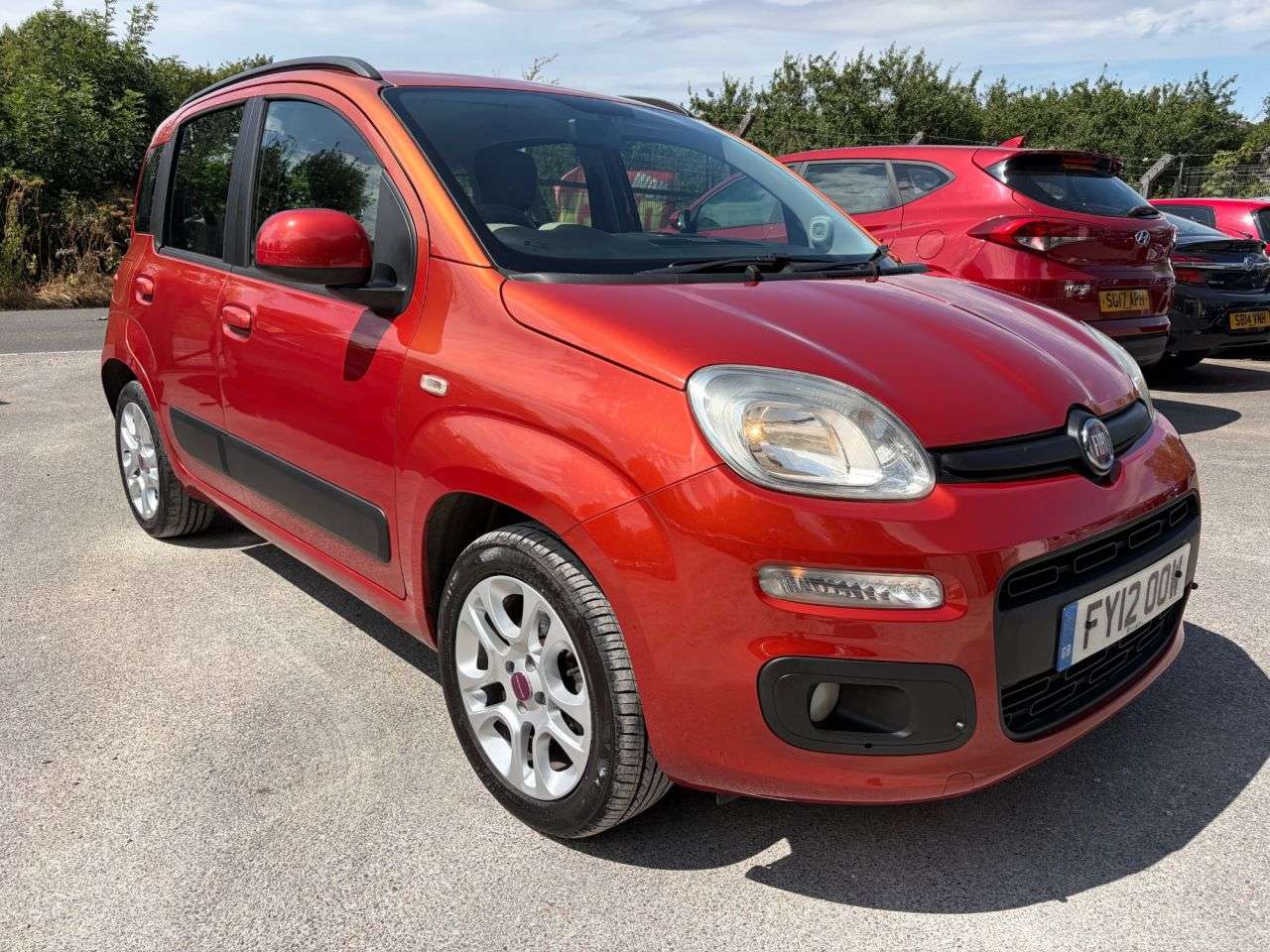 A 2012 FIAT PANDA PART/X TO CLEAR*LOUNGE TWINAIR 0.9l 5dr, SERVICE HISTORY WITH 7 STAMPS, £20 A 2012 FIAT PANDA PART/X TO CLEAR*LOUNGE TWINAIR 0.9l 5dr, SERVICE HISTORY WITH 7 STAMPS, £20