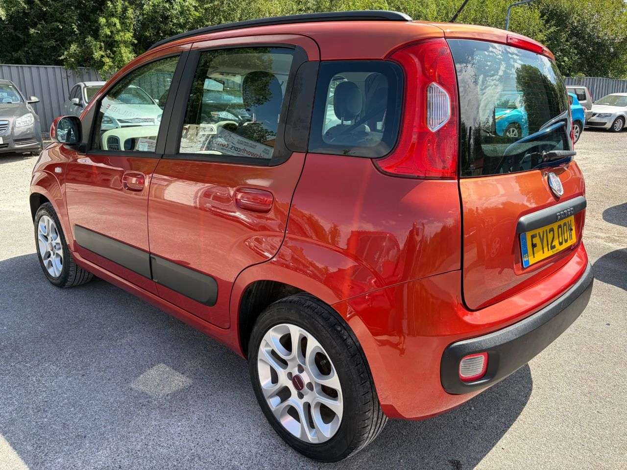 A 2012 FIAT PANDA PART/X TO CLEAR*LOUNGE TWINAIR 0.9l 5dr, SERVICE HISTORY WITH 7 STAMPS, £20 A 2012 FIAT PANDA PART/X TO CLEAR*LOUNGE TWINAIR 0.9l 5dr, SERVICE HISTORY WITH 7 STAMPS, £20