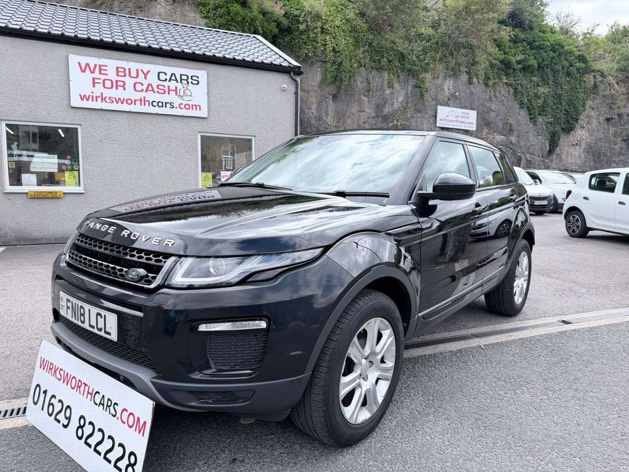 A 2018 LAND ROVER RANGE ROVER EVOQUE 2.0 eD4 SE Tech SUV 5dr Diesel Manual FWD Euro 6*HISTORY*LEATHER*2wd* *HIST A 2018 LAND ROVER RANGE ROVER EVOQUE 2.0 eD4 SE Tech SUV 5dr Diesel Manual FWD Euro 6*HISTORY*LEATHER*2wd* *HIST