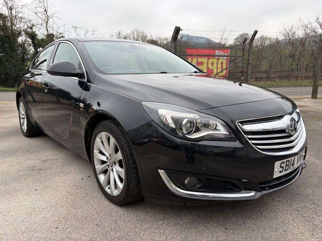 A 2014 VAUXHALL INSIGNIA 2.0 CDTi Elite Nav Hatchback 5dr Diesel Auto Euro 5 * FULL SERVICE HISTORY* A 2014 VAUXHALL INSIGNIA 2.0 CDTi Elite Nav Hatchback 5dr Diesel Auto Euro 5 * FULL SERVICE HISTORY*