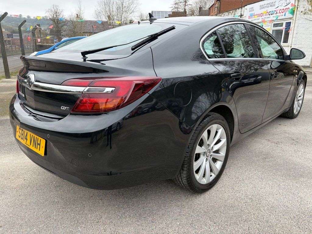 A 2014 VAUXHALL INSIGNIA 2.0 CDTi Elite Nav Hatchback 5dr Diesel Auto Euro 5 * FULL SERVICE HISTORY* A 2014 VAUXHALL INSIGNIA 2.0 CDTi Elite Nav Hatchback 5dr Diesel Auto Euro 5 * FULL SERVICE HISTORY*