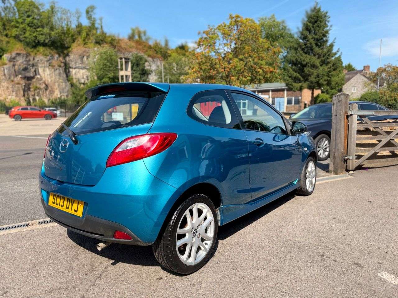 A 2013 MAZDA MAZDA2 1.3 Tamura Hatchback 3dr Petrol Manual Euro 5*£35 R/TAX*5 x MD SERVICES* *£ A 2013 MAZDA MAZDA2 1.3 Tamura Hatchback 3dr Petrol Manual Euro 5*£35 R/TAX*5 x MD SERVICES* *£