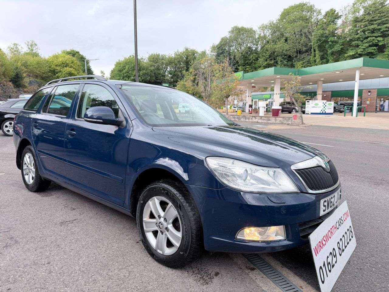 A 2013 SKODA OCTAVIA 1.6 TDI Estate 5dr Diesel Manual 4WD Euro 5*FSH 12 STAMPS*CAMBELT DONE* *FS A 2013 SKODA OCTAVIA 1.6 TDI Estate 5dr Diesel Manual 4WD Euro 5*FSH 12 STAMPS*CAMBELT DONE* *FS