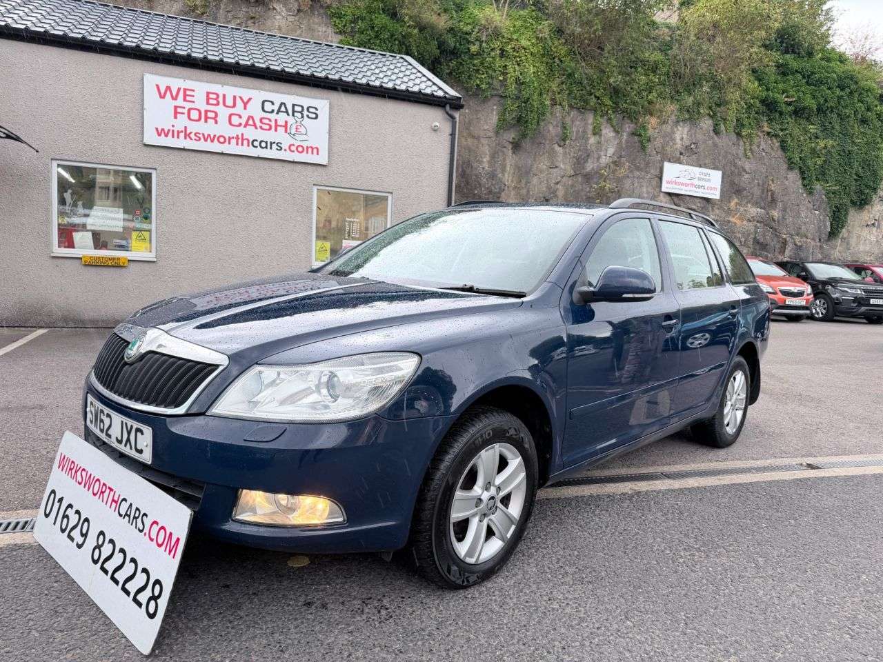 A 2013 SKODA OCTAVIA 1.6 TDI Estate 5dr Diesel Manual 4WD Euro 5*FSH 12 STAMPS*CAMBELT DONE* *FS A 2013 SKODA OCTAVIA 1.6 TDI Estate 5dr Diesel Manual 4WD Euro 5*FSH 12 STAMPS*CAMBELT DONE* *FS