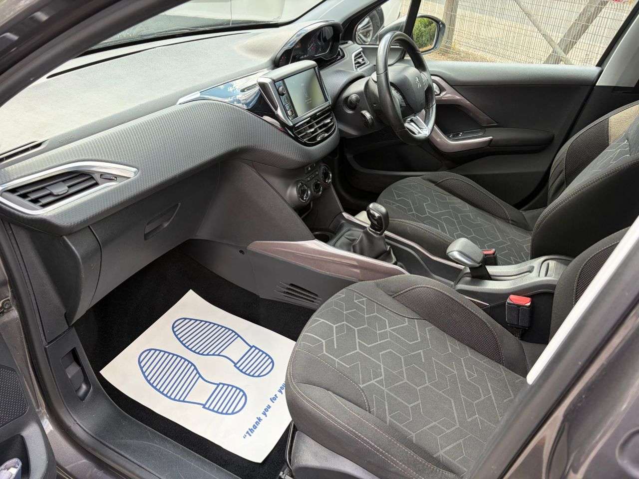 2015 PEUGEOT 2008 2015 PEUGEOT 2008