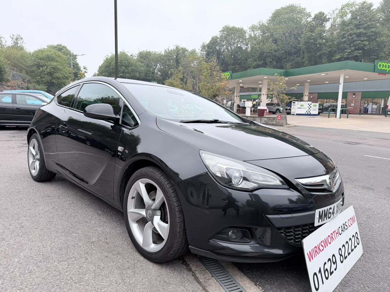 A 2015 VAUXHALL ASTRA GTC 1.6T 16V SRi Coupe 3dr Petrol Manual Euro 5*FSH*NEW TIMING CHAIN*PX TO CLEA A 2015 VAUXHALL ASTRA GTC 1.6T 16V SRi Coupe 3dr Petrol Manual Euro 5*FSH*NEW TIMING CHAIN*PX TO CLEA
