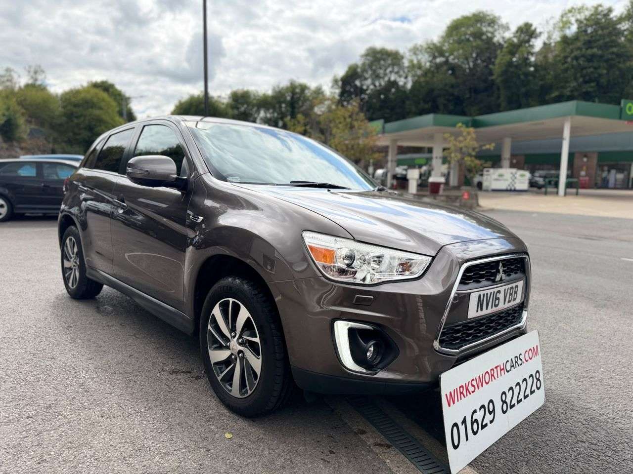 A 2016 MITSUBISHI ASX 1.8D 3 SUV 5dr Diesel Manual Euro 5 * FSH, KEYLESS ENTRY AND START, 17" SIL A 2016 MITSUBISHI ASX 1.8D 3 SUV 5dr Diesel Manual Euro 5 * FSH, KEYLESS ENTRY AND START, 17" SIL