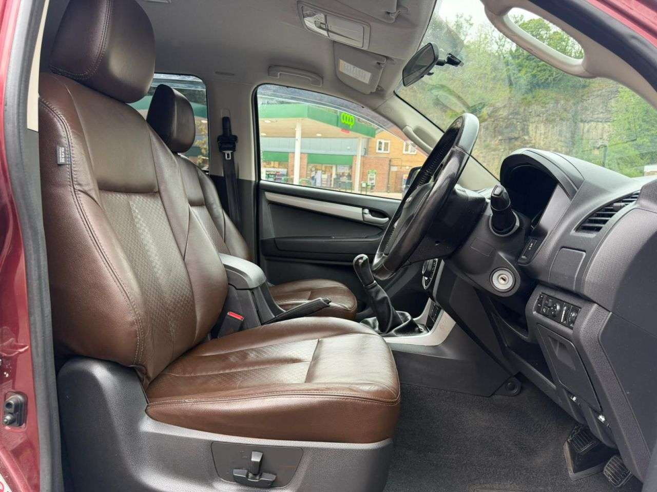 2013 ISUZU D-MAX 2013 ISUZU D-MAX