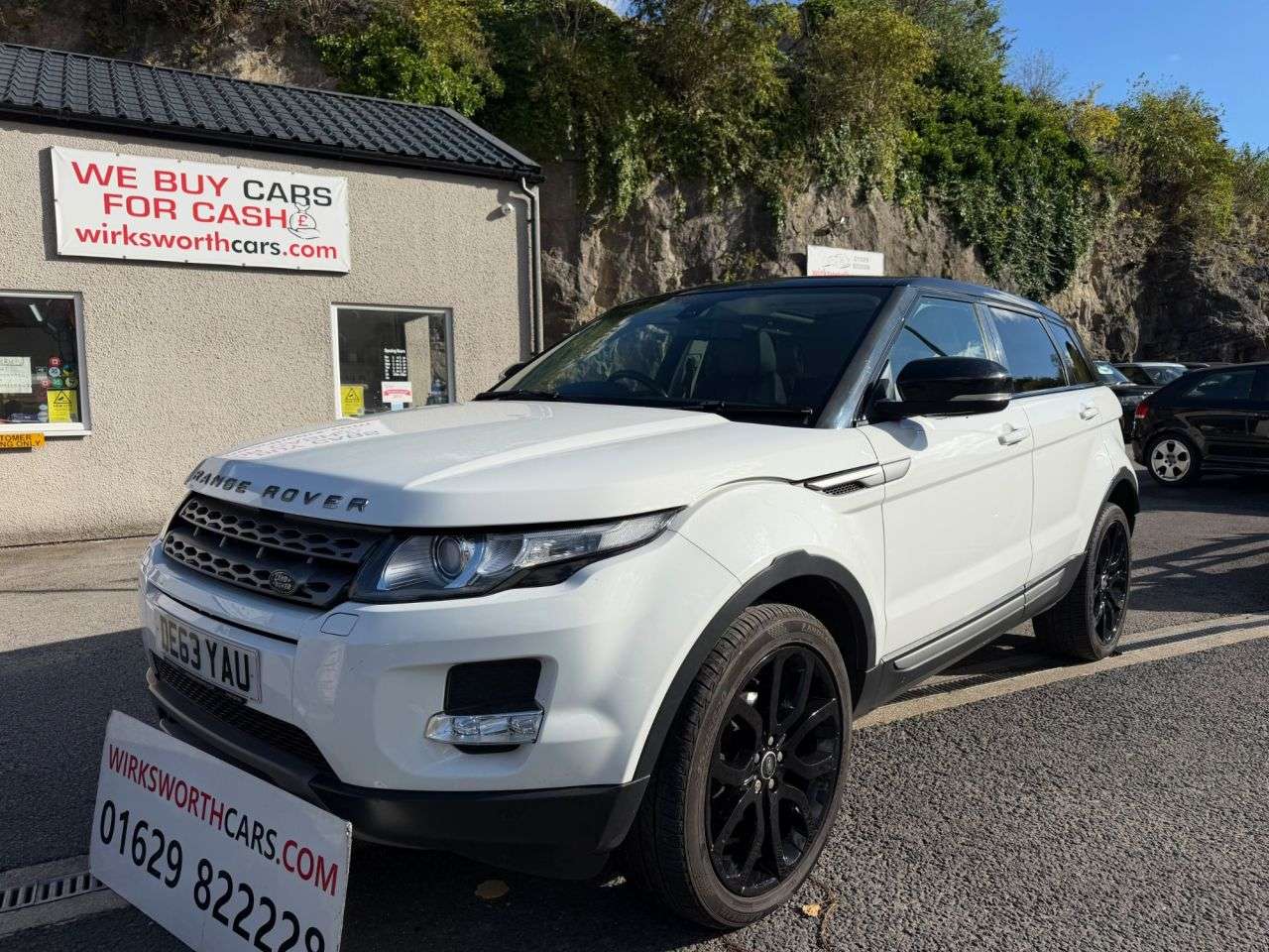 A 2013 LAND ROVER RANGE ROVER EVOQUE 2.2 SD4 Pure Tech SUV 5dr Diesel Manual 4WD Euro 5* BLACK HEATED LEATHER, 2 A 2013 LAND ROVER RANGE ROVER EVOQUE 2.2 SD4 Pure Tech SUV 5dr Diesel Manual 4WD Euro 5* BLACK HEATED LEATHER, 2
